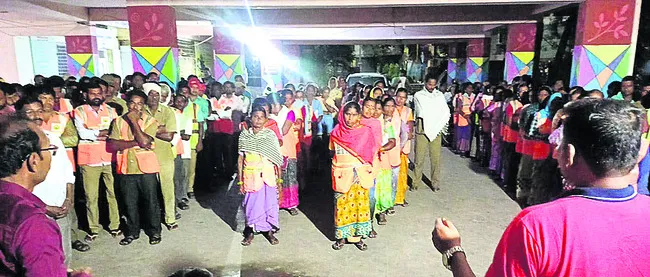 శ్రామికుల సమరం