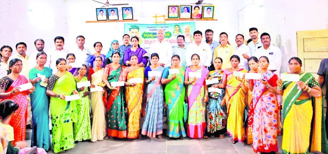 కేటీఆర్‌ అనుచిత వ్యాఖ్యలు సరికాదు