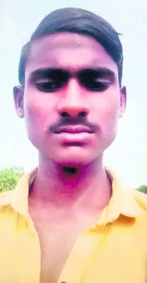 సిగరెట్ తాగొద్దు అన్నందుకు యువకుడి ఆత్మహత్య