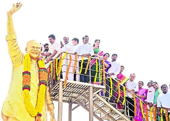 వైఎస్సార్ పాలనలో సామాజిక సమానత్వం