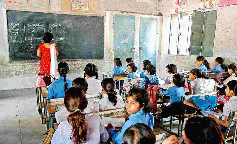 ఆరో తరగతిలోనూ ఎక్కాలు రావు!
