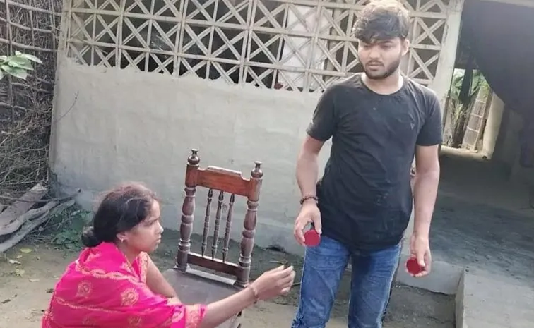 అత్త పాపిట తిలకం దిద్ది.. !
