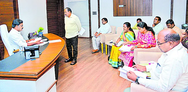 యంత్రాంగానికి అప్రమత్తత ముఖ్యం 