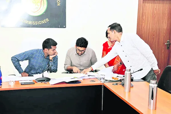 పారదర్శకంగా లేఔట్ అనుమతులు