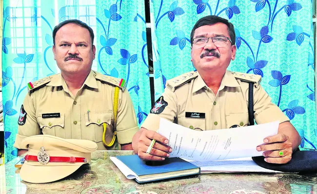 ఆగస్టు 31లోపు నాటుసారా రహితంగా జిల్లా 