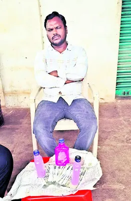 ఏసీబీ వలలో సీనియర్ అసిస్టెంట్