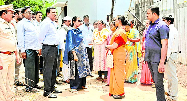 ఆదుకుంటాం..అధైర్య పడొద్దు !