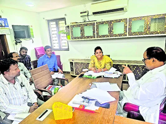 అభివృద్ధి తప్ప.. ఆదాయం వద్దా..
