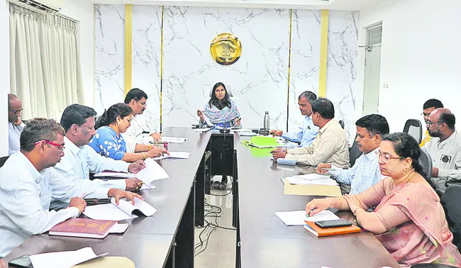 అనుమతులు వేగవంతం చేయండి