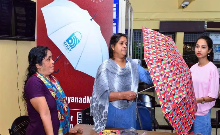 Bailey cloth carry bags represent human resilience in the face of adversities3