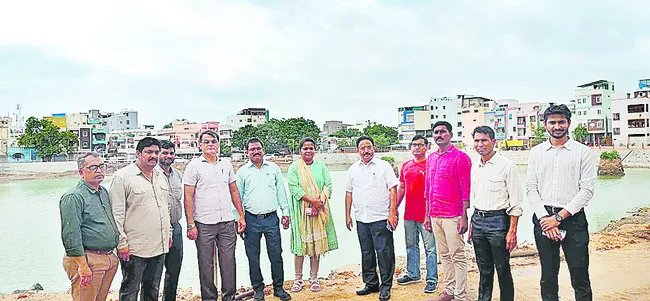 జాతీయ స్థాయిలో బతుకమ్మ కుంట ఓ నమూనా