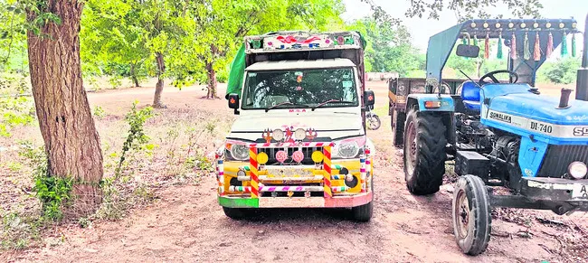 పేదల కడుపు కొడుతున్న పచ్చ నేతలు