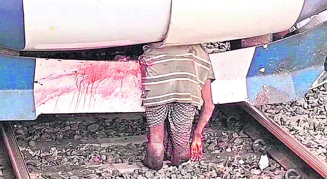 రైలు కిందపడి వ్యక్తి బలవన్మరణం