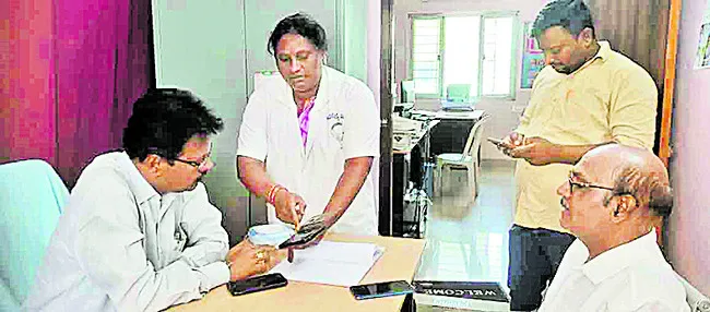 దోమల నివారణకు చర్యలు చేపట్టాలి 