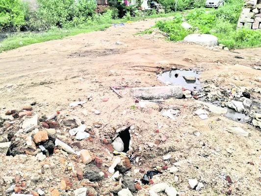 నాణ్యతకు తిలోదకాలు!