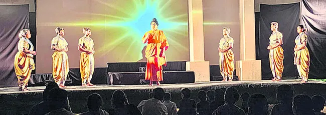 ఆనందో