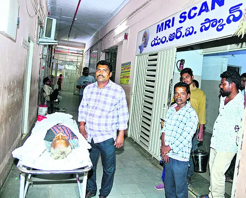 రోగుల ప్రాణాలంటే లెక్కేలేదు 