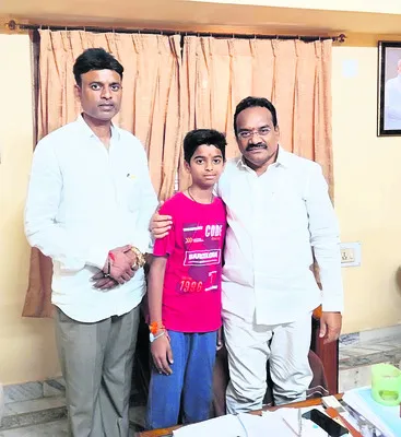 యూనివర్సిటీ ఏర్పాటుకు కృషి