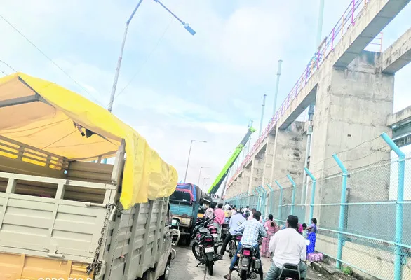 ఎట్టకేలకు..!