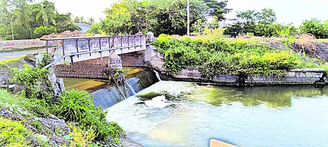 ఈ ఏడాదికి కొత్త బ్రిడ్జి లేనట్లేనా...! 