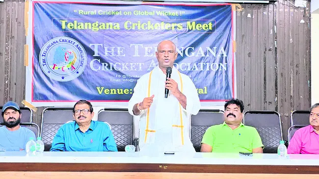 అవినీతిలో కూరుకుపోయిన హెచ్సీఏ