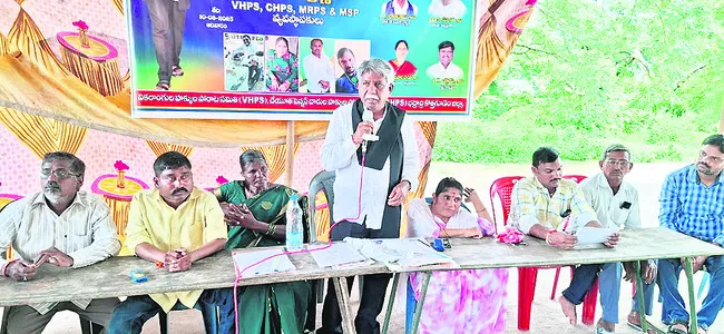 సీఎం, ప్రతిపక్ష నేతా మోసగాళ్లే