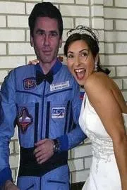 First space wedding: Russian cosmonaut married American girlfriend2