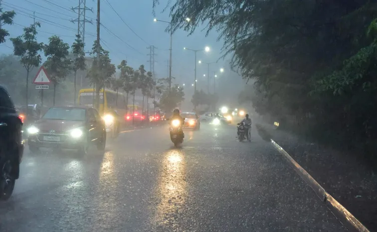 హైదరాబాద్‌లో పలు చోట్ల భారీ వర్షం