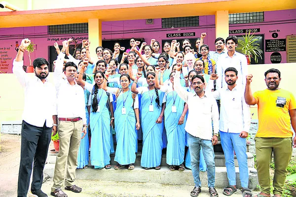 వర్సిటీ ఏర్పాటు చేయాల్సిందే..