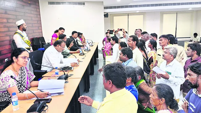 భూ సమస్యలపైనే అధికం..