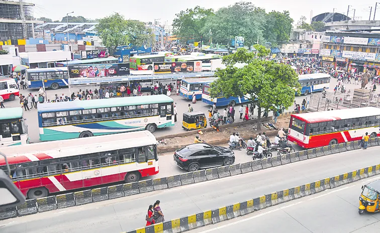 Secunderabad Railway Station Bus Bay Passengers Hardships