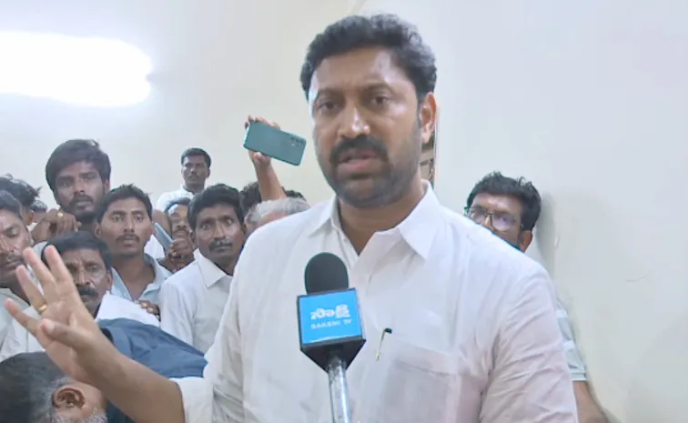 Villagers Of Achivelli With MP AVinash Pulivendula ZPTC Election