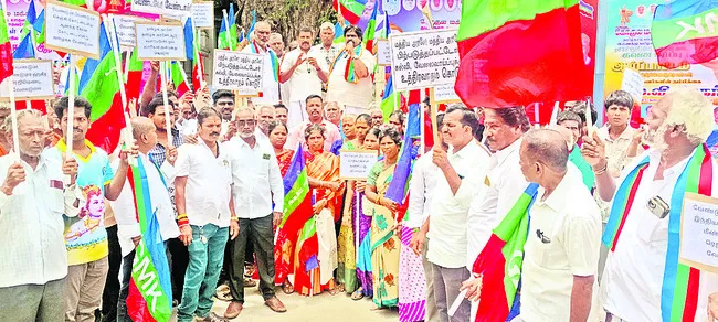 యాదవులకు ప్రత్యేక రిజర్వేషన్ కల్పించాలి