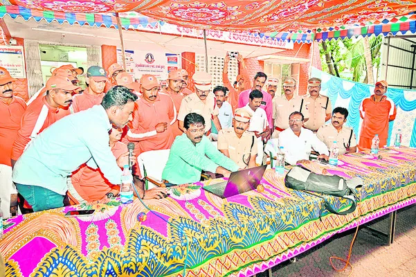 వంక ఉధృతికి ఇద్దరు మహిళలు మృతి