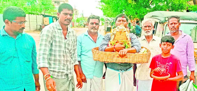 ఇన్స్పెక్టర్ సస్పెన్షన్