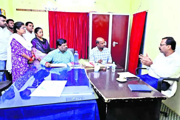 ఎఫ్‌ఆర్‌ఎస్‌ సంపూర్ణంగా అమలు చేయాలి 