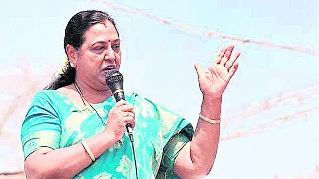 ● జయలలిత రోల్ మోడల్ ● ప్రేమలత విజయకాంత్