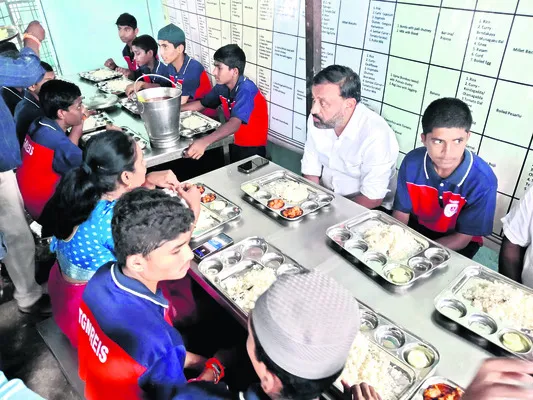విద్యా బలోపేతానికి కృషి 