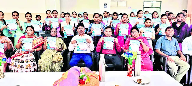ఎయిడ్స్పై అవగాహన కల్పించాలి