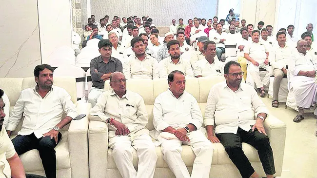 ప్రజాస్వామ్యాన్ని కాపాడుకోవాలి