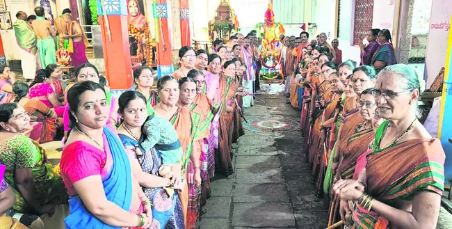 నేత్రపర్వంగా మహారథోత్సవం