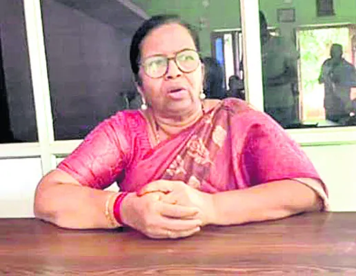 యూరియా కొరత లేదు