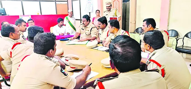 నేర రహిత సమాజానికి కృషి చేయాలి