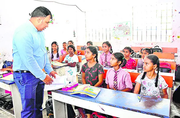 వర్షాలతో అప్రమత్తం