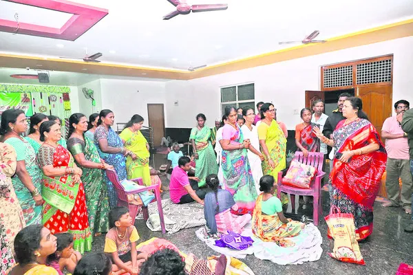 సహాయక చర్యలు చేపట్టాలి