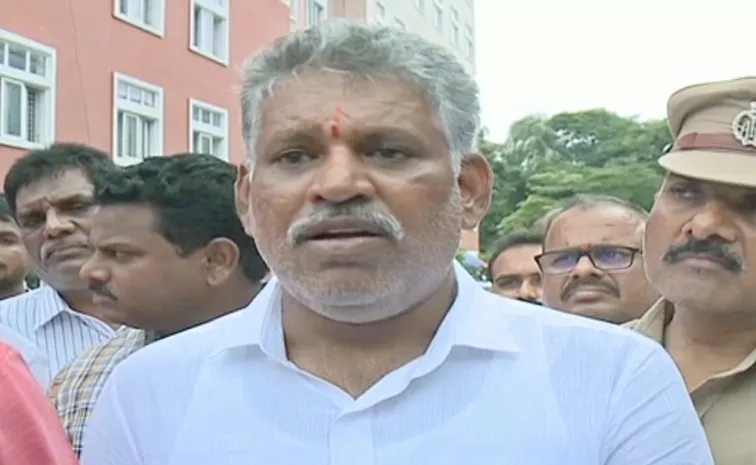 Chevireddy Bhaskar Reddy Comments On Sit Officials