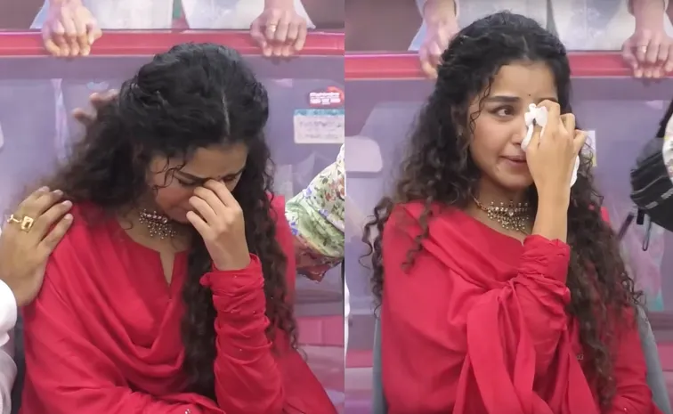 Anupama Parameswaran Burst into Tears at Paradha Movie Press Meet