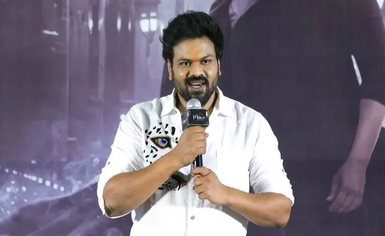 Manchu Manoj Tweet on War 2, Coolie Movie4