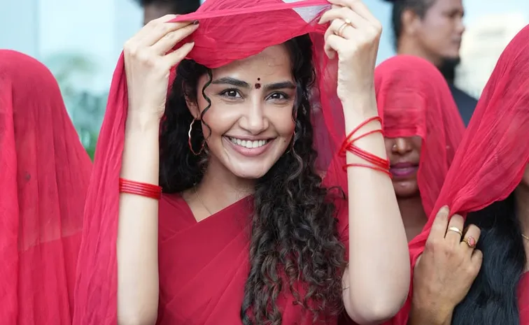 Anupama Parameswaran Paradha Movie Promotions Goes Viral