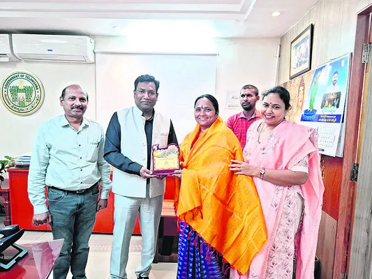 డిగ్రీ కళాశాలలో  ప్రవేశాలు సెంచరీ!